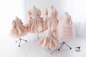 JASNY RÓŻ z błyskiem zestaw 5 dziewczynek ILOŚĆ LIMITOWANA