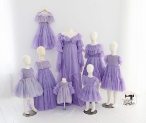 LILA set MOM + 7 daughters