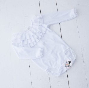 WHITE frills size 9-12m