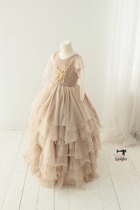 LATTE dress with an application 6-8y