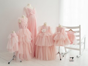 LIGHT PINK set - mother & 5 daughters