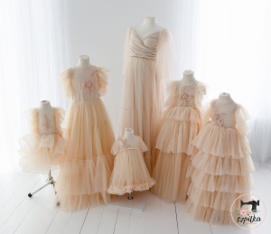 CREME set - mother & 5 daughters 